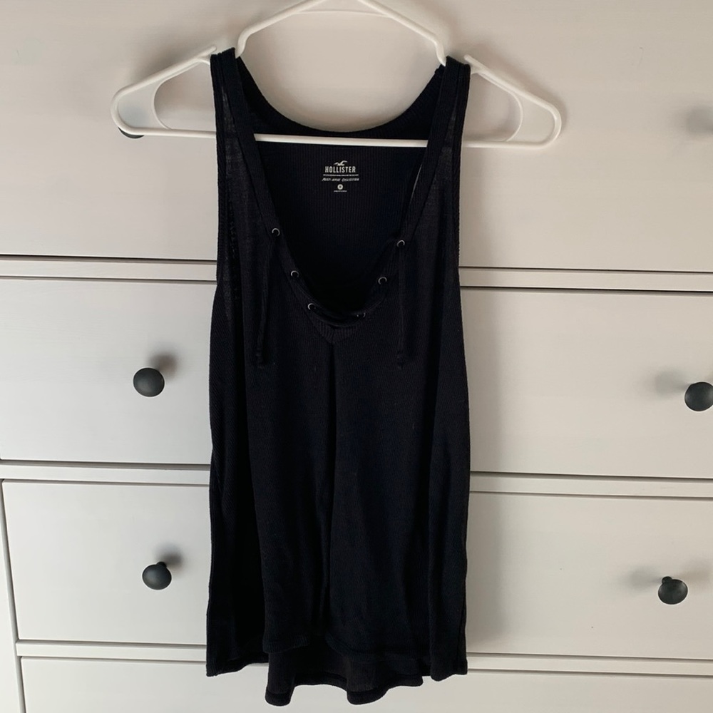 Hollister black tank
